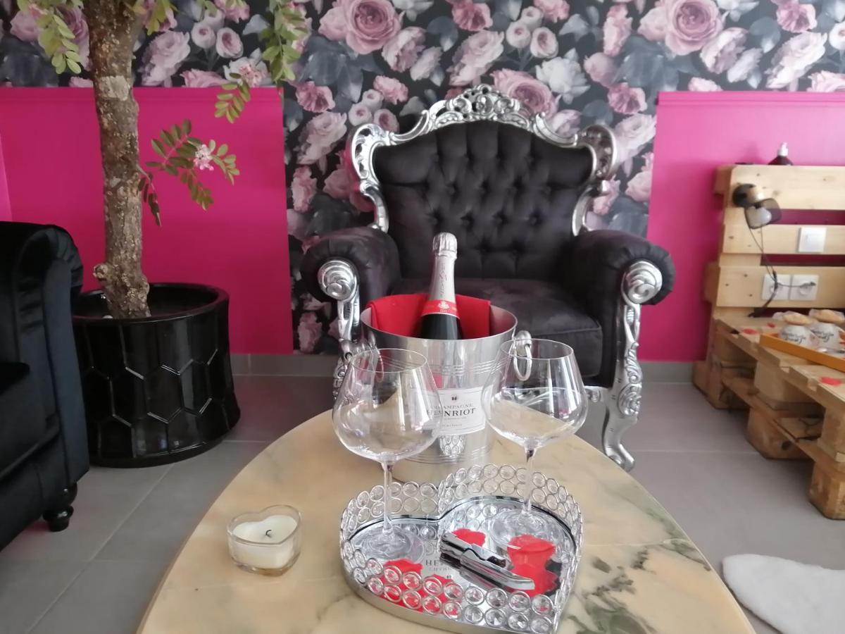 Romantisme Et Glamour 2 Avec Spa , Clim Et Jardin Dijon Zewnętrze zdjęcie