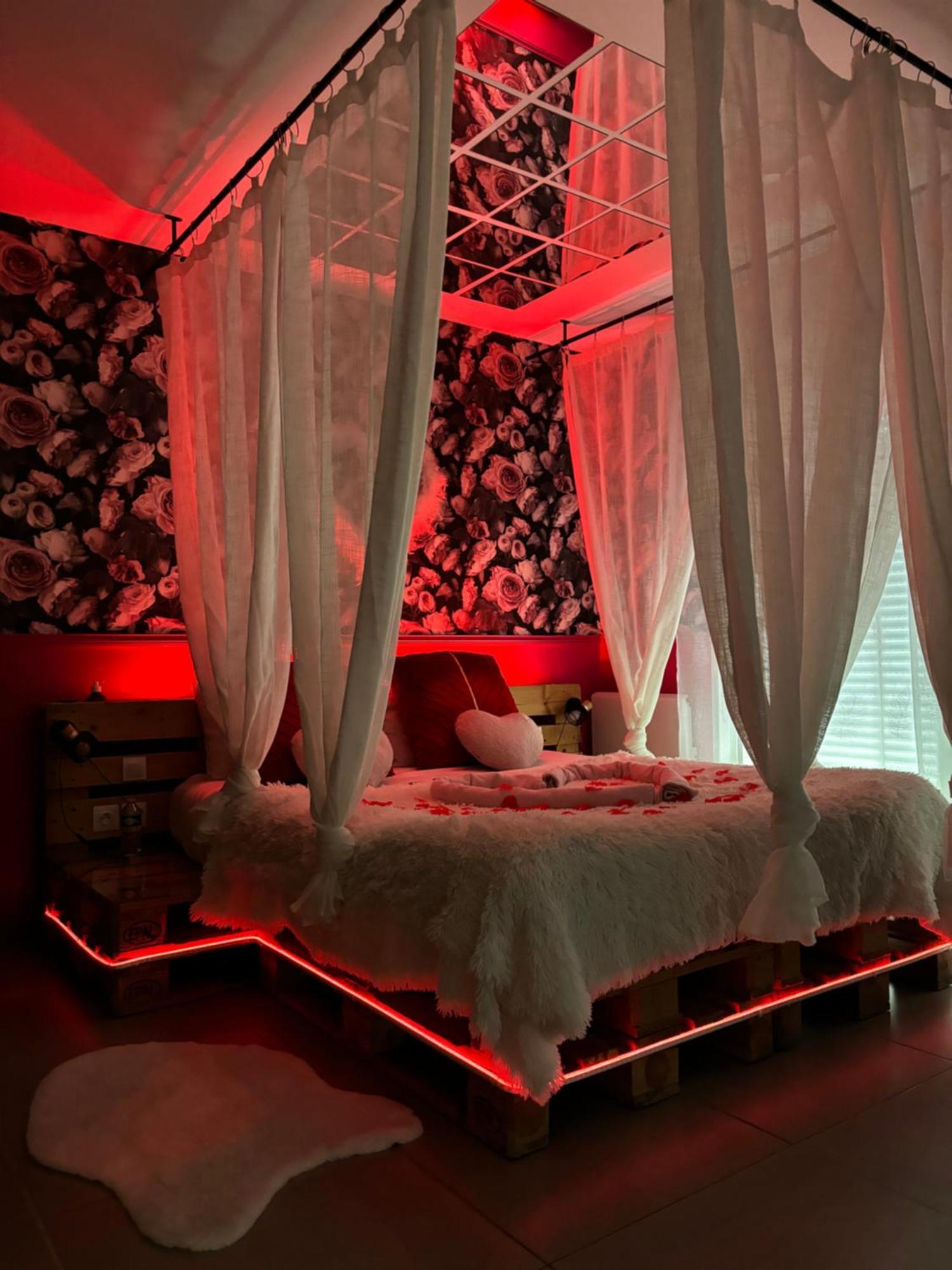 Romantisme Et Glamour 2 Avec Spa , Clim Et Jardin Dijon Zewnętrze zdjęcie